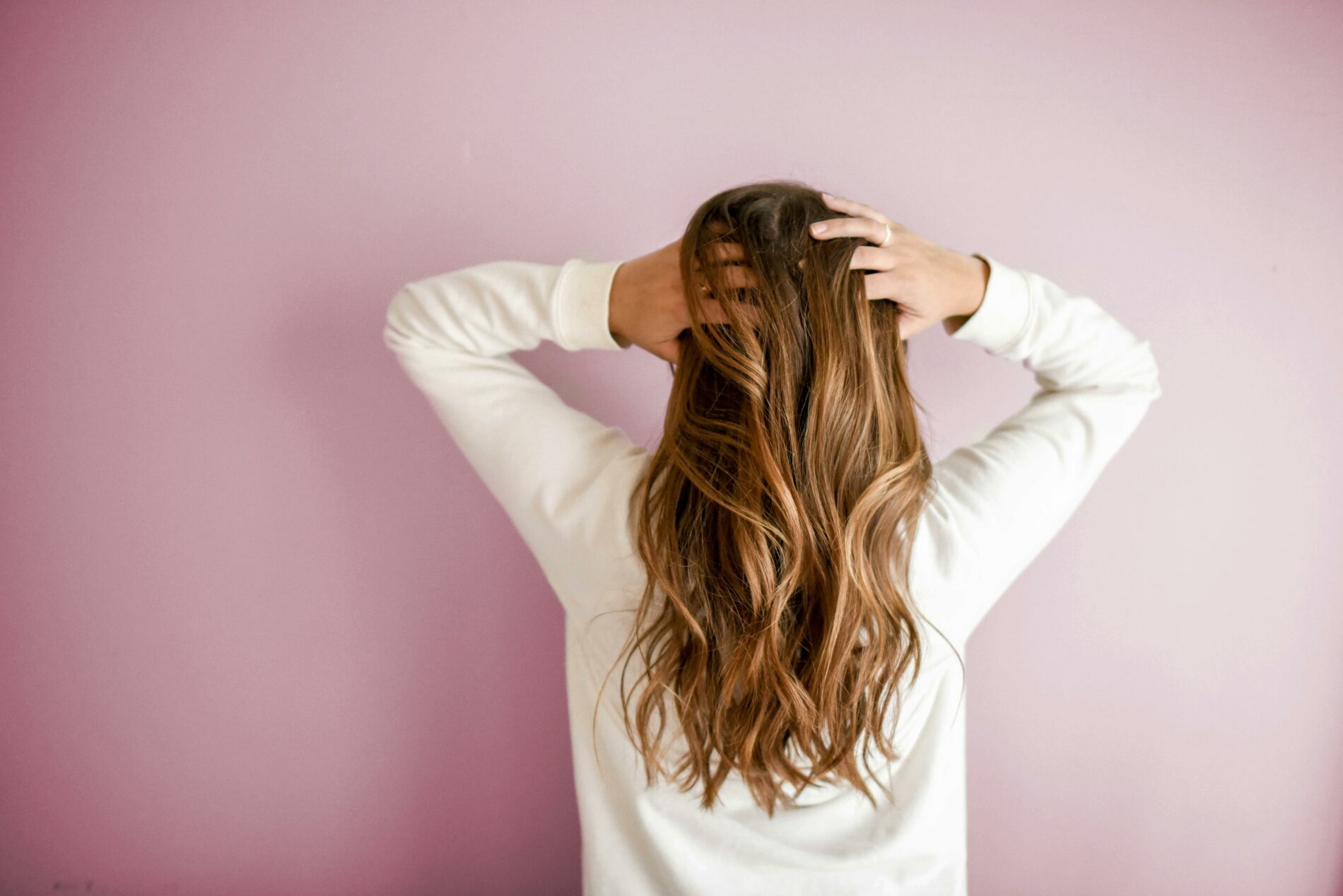 Cheveux d'une femme, quelle coupe idéale selon la forme du visage.